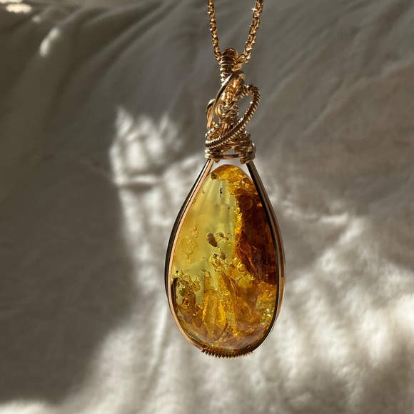 SOLD - Amber Necklace 14k gold filled - Picture 3 of 8